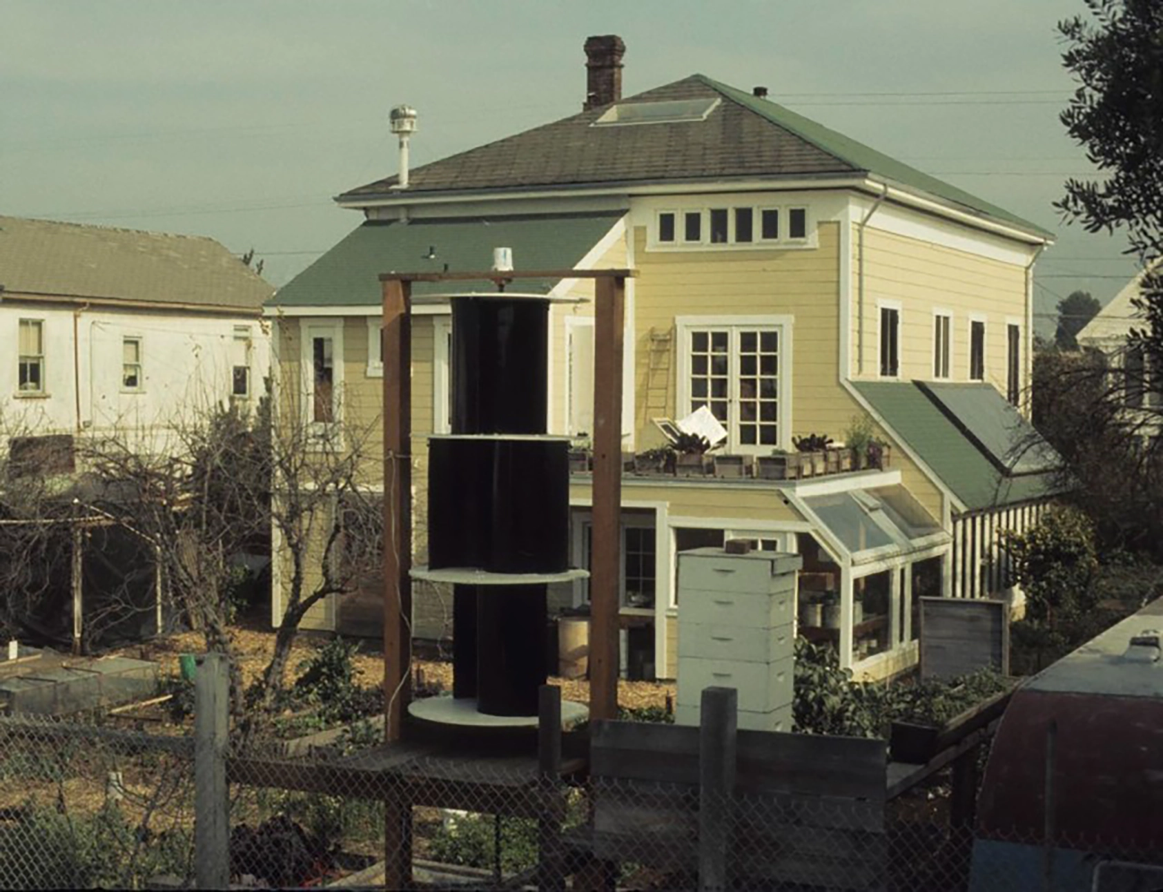 Helga and Bill Olkowski, "Integral Urban House", Sustainable architecture, Berkeley, USA, 1973.