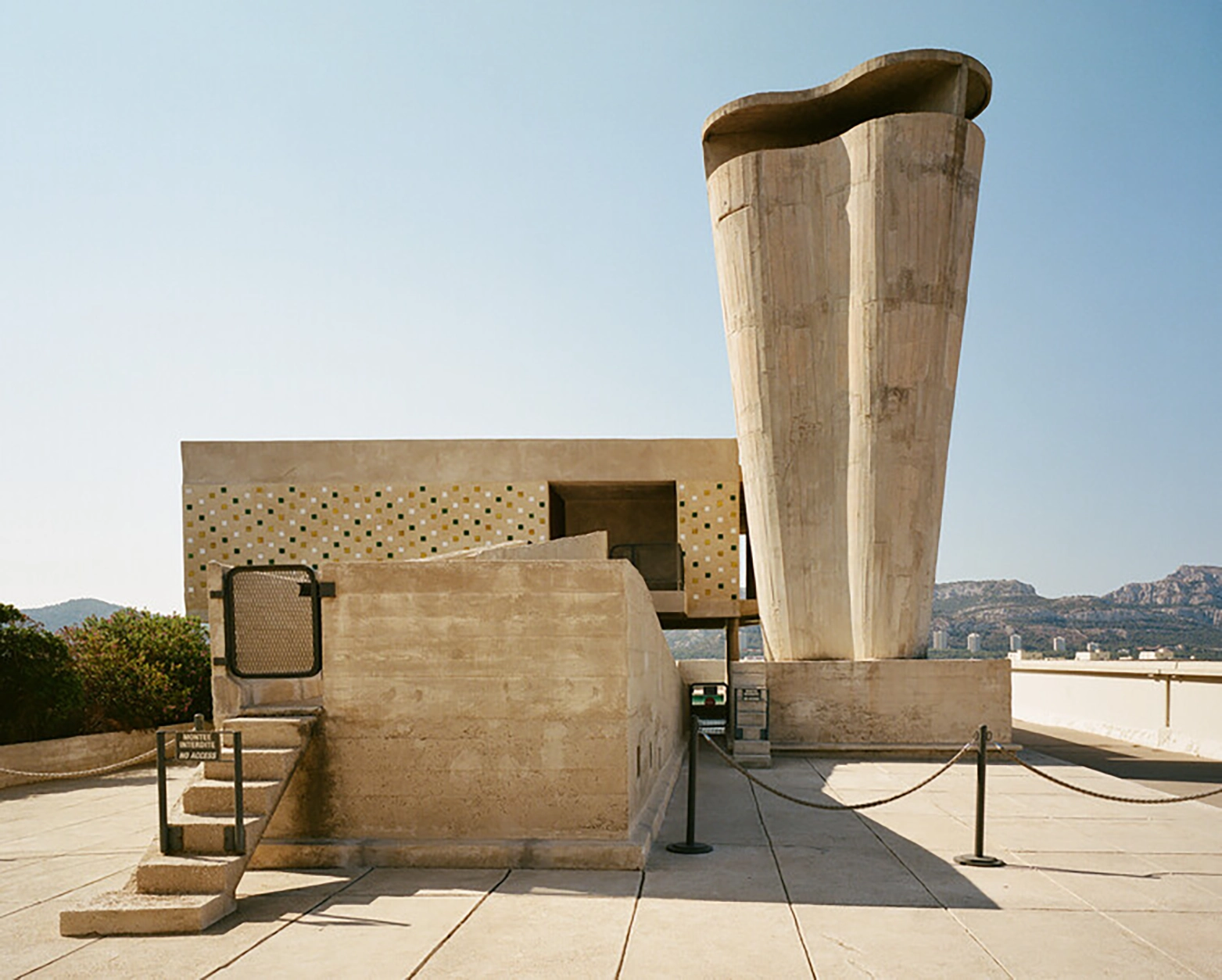 Le Corbusier, "Unité d'Habitation", Reinforced concrete, Marseille, France, 1952.