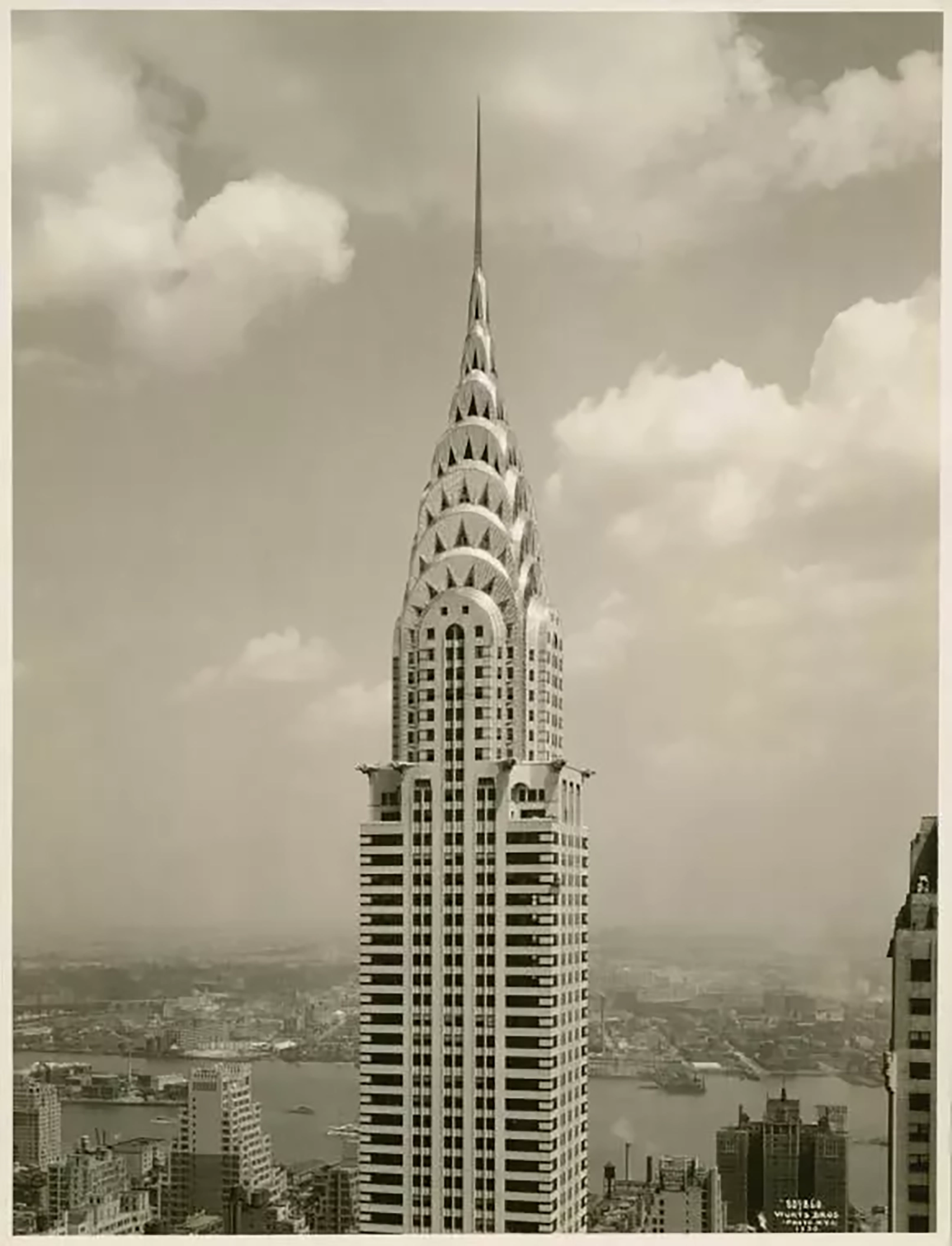 William Van Alen, "Chrysler Building", Steel and masonry, New York, 1930.
